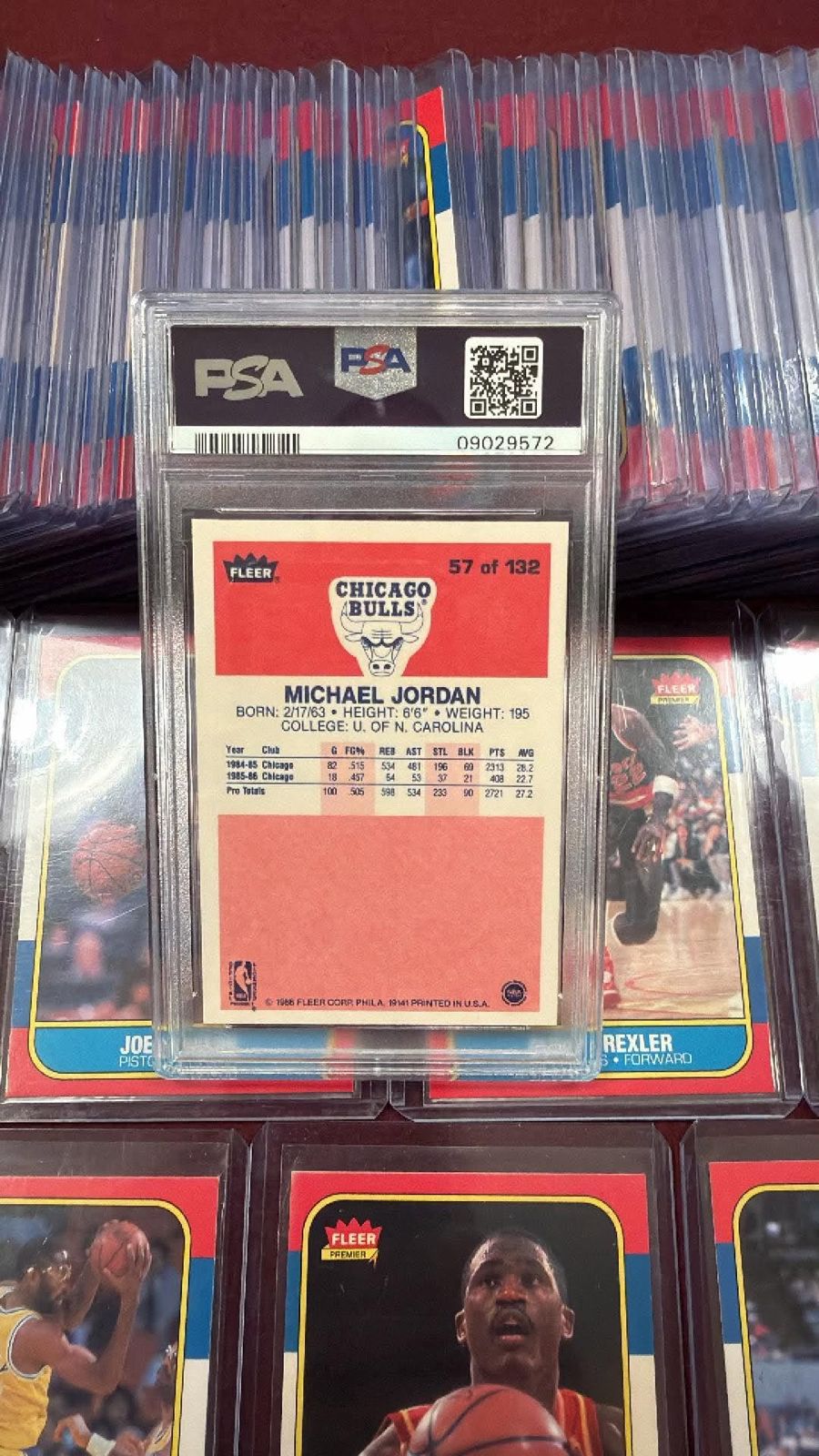 1986 Fleer Michael Jordan #57 Rookie Card NM-MT 8 — view 2